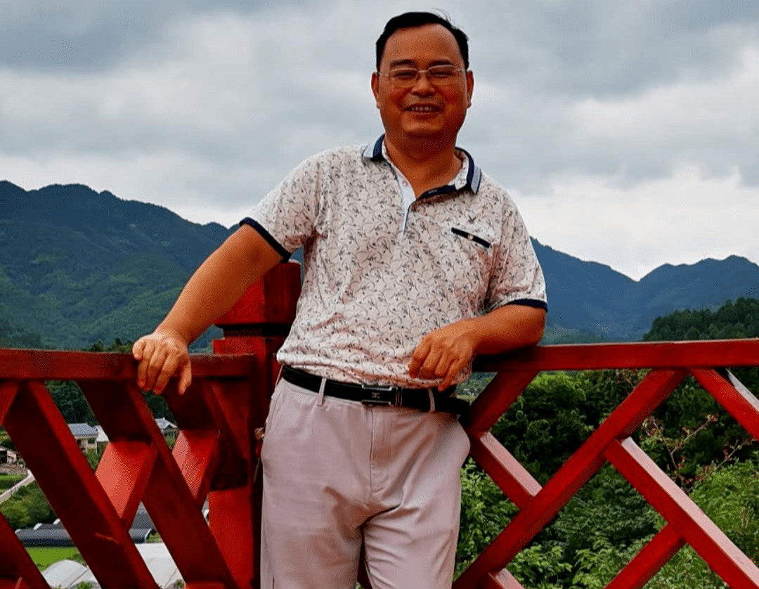 云屯星聚最忆赤水行张小江散文