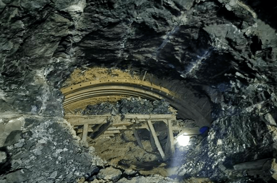 行业微闻嘉兴超大断面矩形顶管隧道实现双向贯通