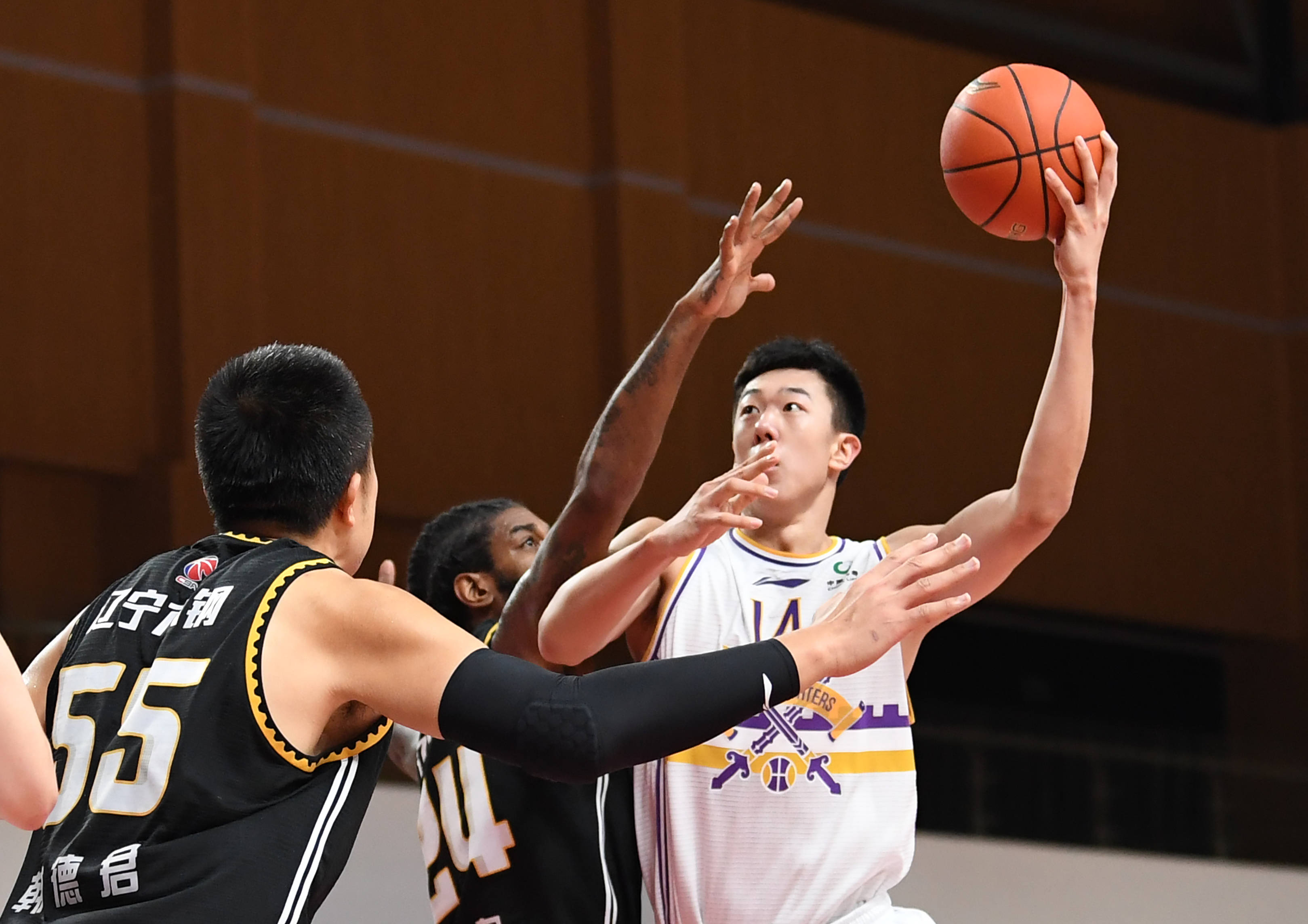 篮球——cba第一阶段:北京紫禁勇士不敌辽宁本钢