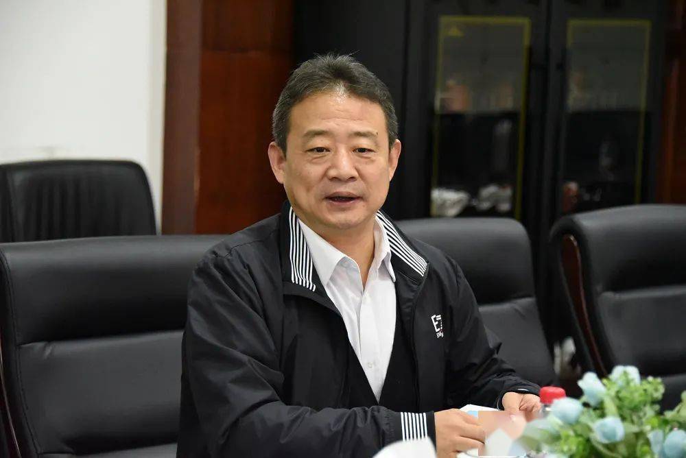 七台河市长贾君一行来校洽谈中医药产业发展合作