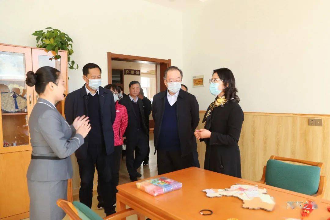 省发改委副主任赵友亭一行在离石调研