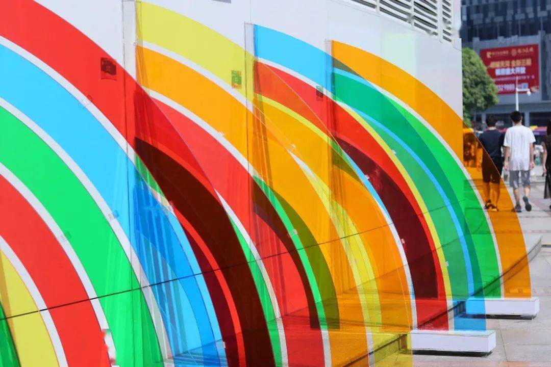 如何将彩虹搬到活动现场彩虹艺术装置强势来袭苏秦精选