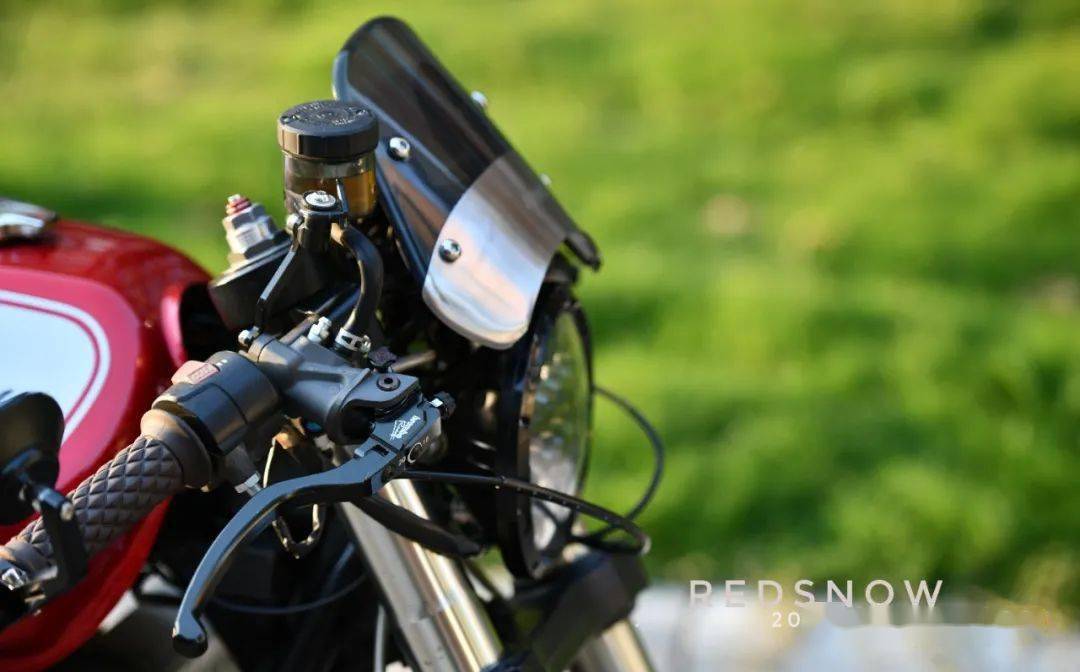 夜鹰750国内改装aura车友投稿