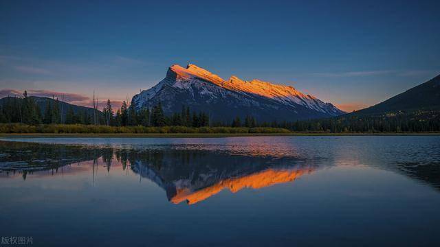 美轮美奂独一无二的风景线加拿大班夫国家公园