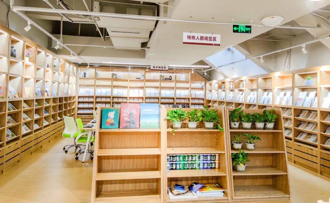 你好这里是泸州市江阳区图书馆