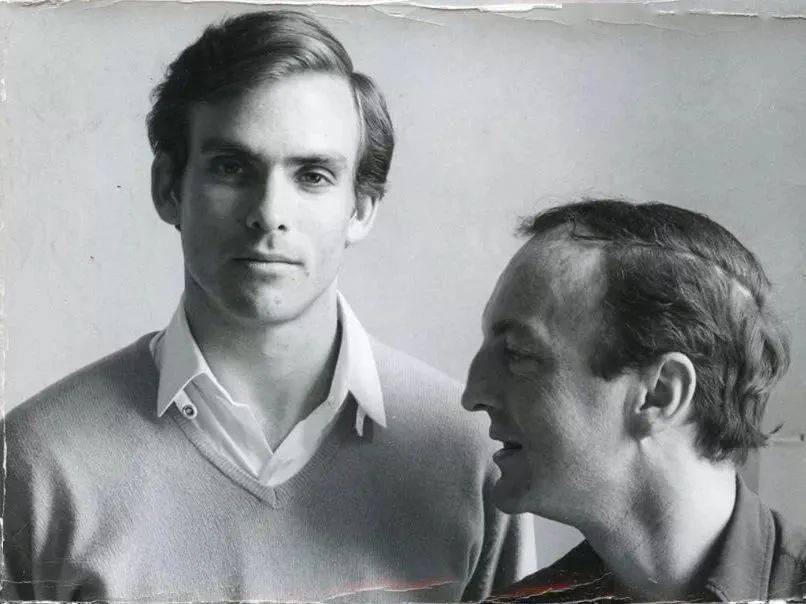 弗兰克·奥哈拉 (右) 与文森特·沃伦 (左)以上图片来源于网络1959年