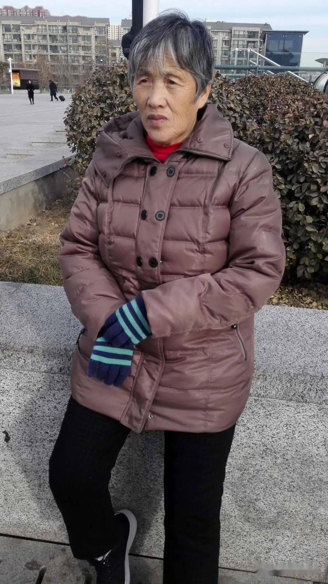 【紧急寻人】68岁老人在西洋疃小学附近走失,家人心急如焚