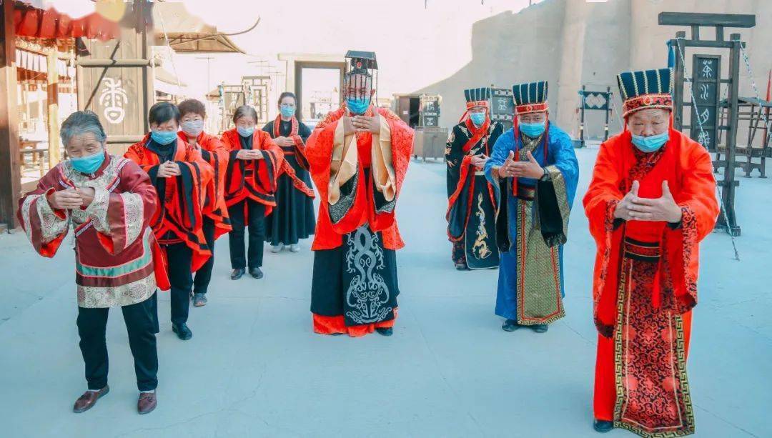 【和群众在一起】九九重阳节,浓浓敬老情