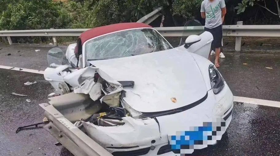 三亚近日已发生两起车祸!雨天路滑,注意安全!