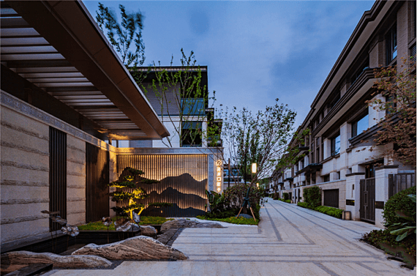 2020-10-29 20:37 燕澜府【售楼处电话:400-00