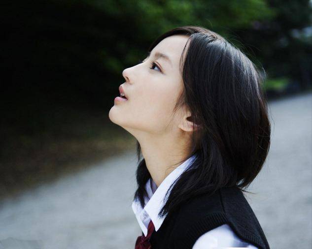 有这4个特征的女人侧脸比正脸好看太多你属于哪一种