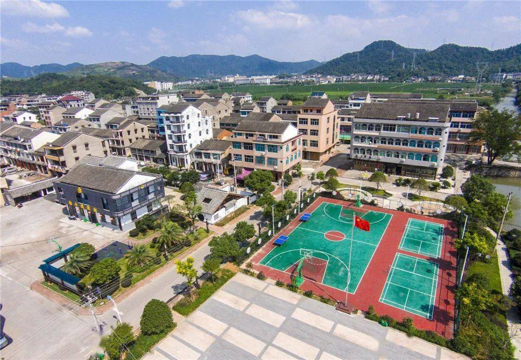 大溪镇新时代文明实践示范线在小城市里遇见幸福