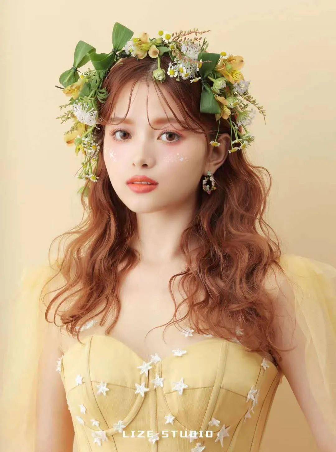 森系鲜花新娘造型好看实用