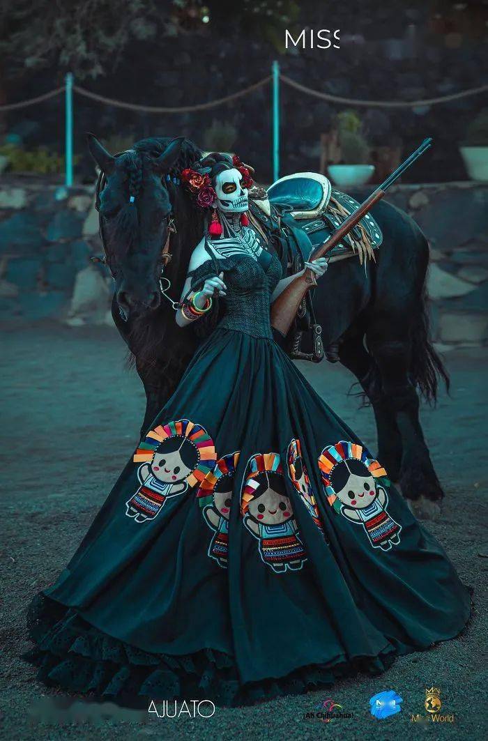 传统服装比赛环节请欣赏来自"2020墨西哥小姐评选"(摄影:seichan_)