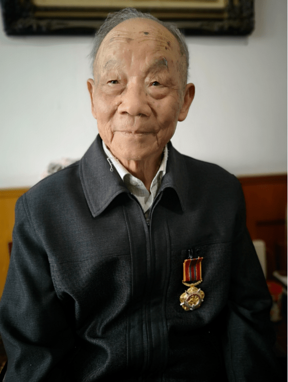 陈德仁范绍怀朱克↓↓↓↓在绿化市容行业也有7位曾经参加过抗美援朝