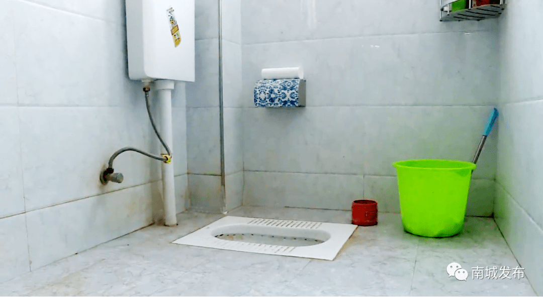 浙江湖州农村厕所图片