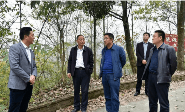 后坪高铁新镇建设正加速推进,冯云波现场调研督办!_保康县