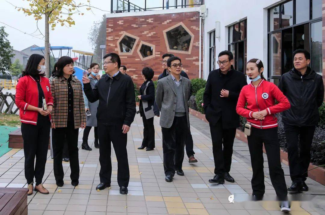博艺灵新闻关注省教育厅党组书记厅长陶宏一行莅临博艺灵调研指导工作