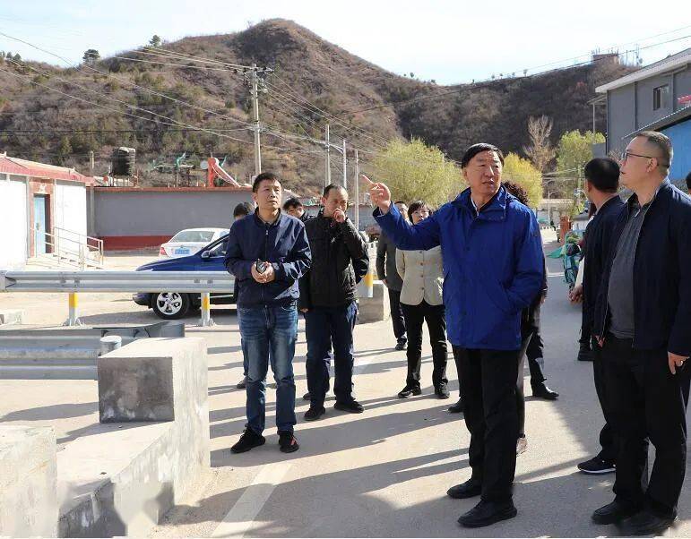 肖坤,怀柔区副区长王建刚,"同心·共铸中国心"组委会执行秘书长郑红兵