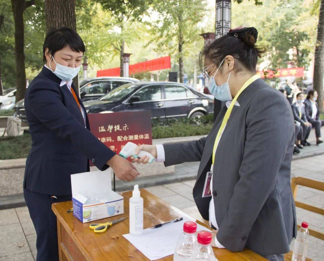 铸匠心凝匠魂新光服务第三届技能比武大赛隆重举行