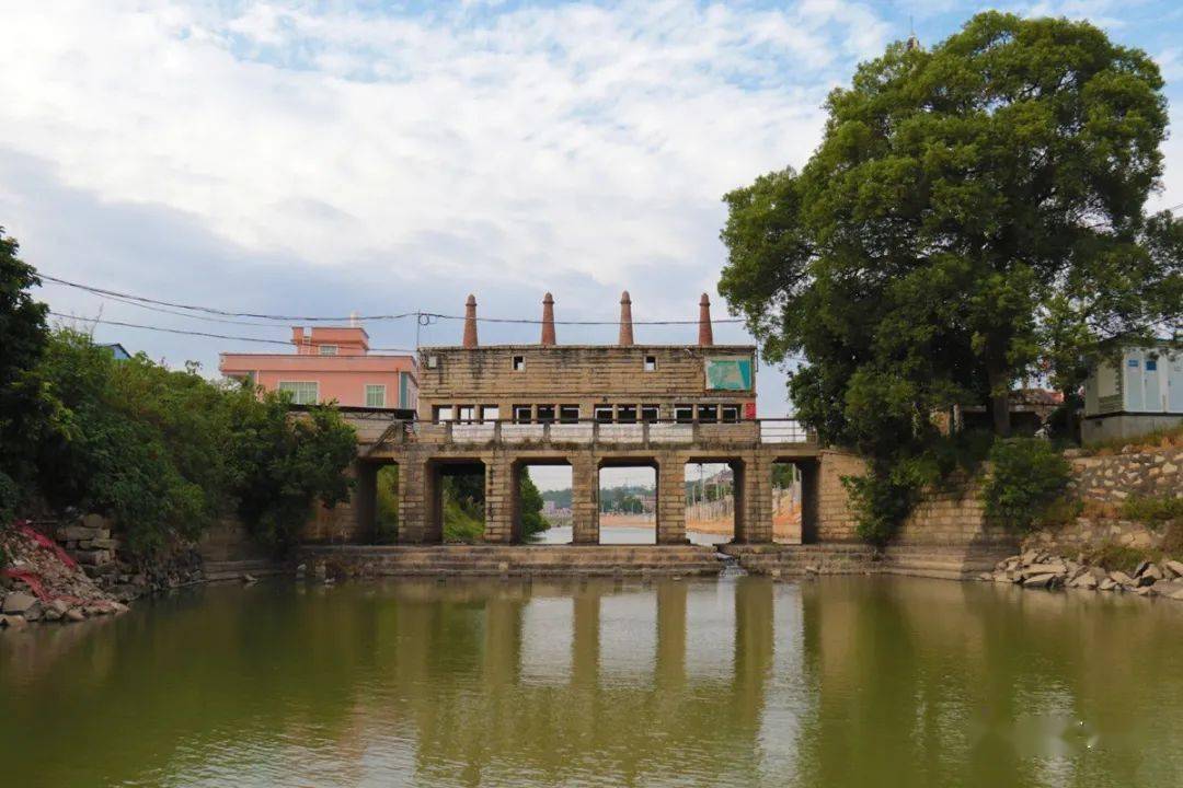 坝头溪上桥故乡的桥