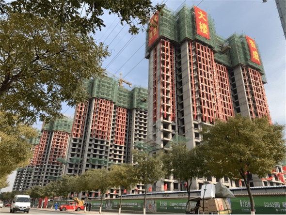 重点民生工程(智家堡棚改项目)——伯益公园府全线封顶_大同