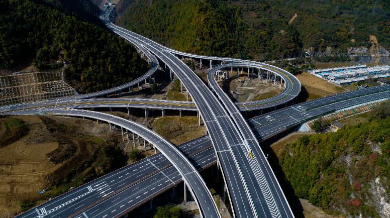 太凤高速公路图片