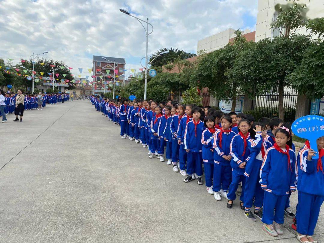 平安校园我爱它人人安全靠大家福清市元载小学防踩踏安全应急疏散演练