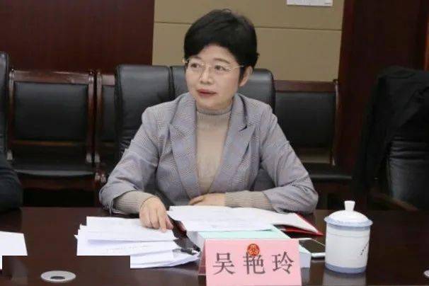 江西省志妇女志初审会召开
