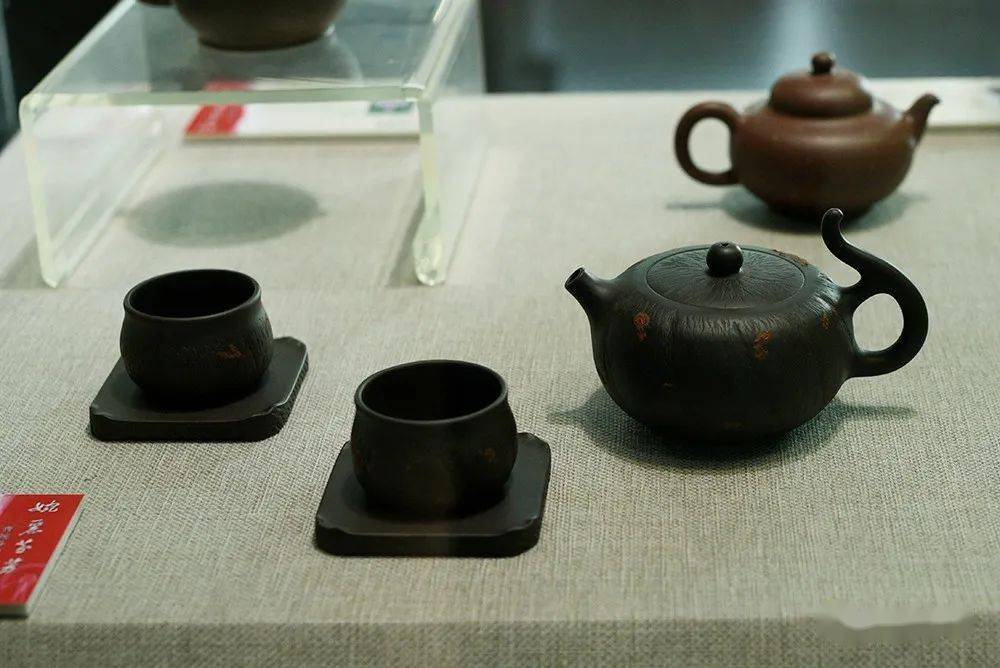 婉丽芬芳曹婉芬师徒紫砂艺术作品赏析