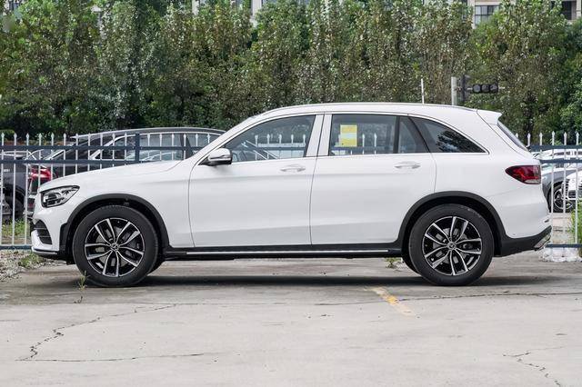 2021款奔驰glc上市一身黑科技3978万终于接地气了