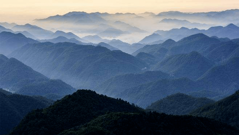 分享好书群山之巅