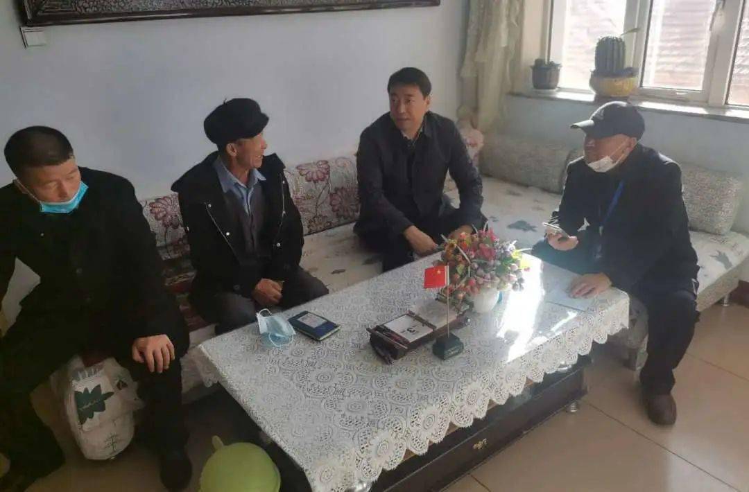 徐颖剑调研督导第七次人口普查工作