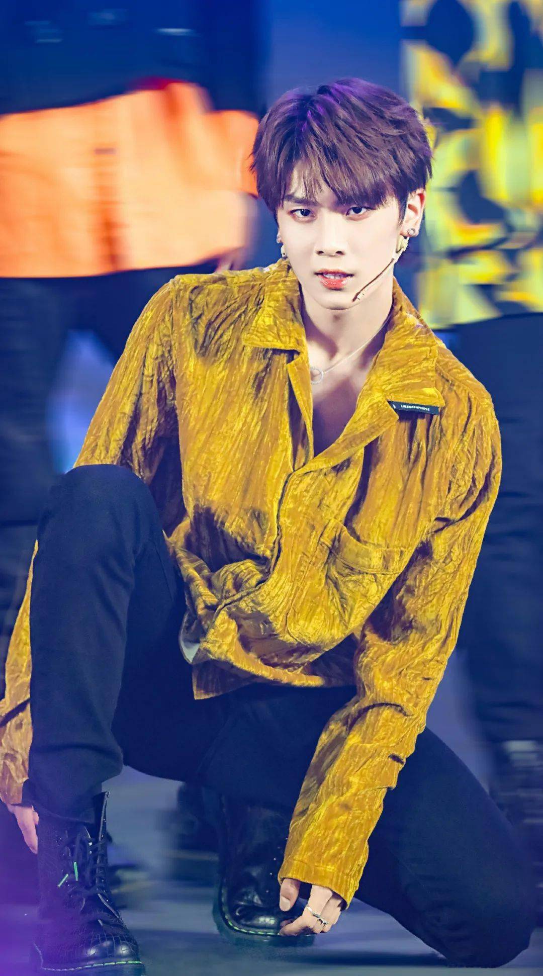 手机壁纸sky郭震