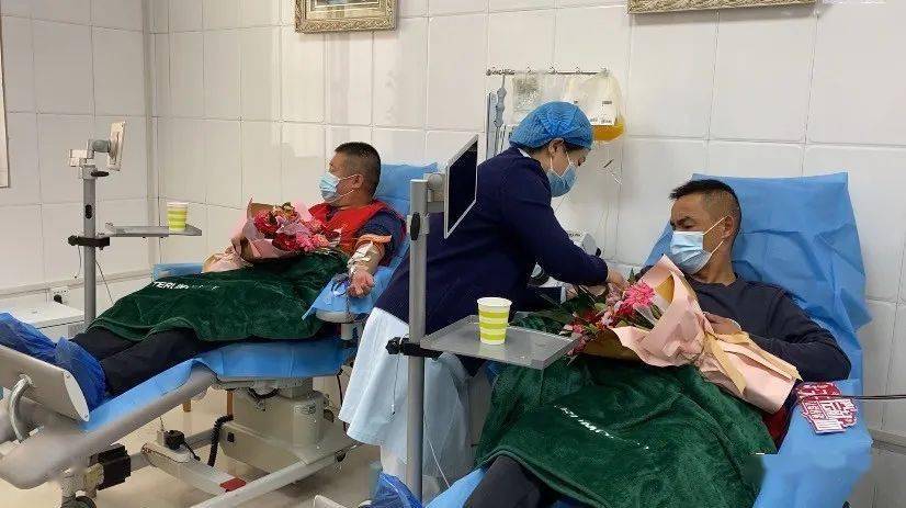 "爱心献血人士常