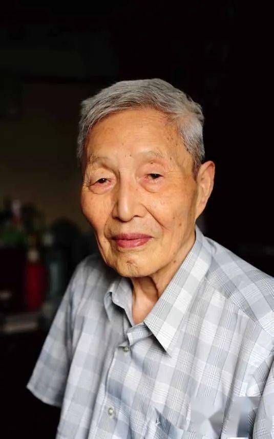 银行老克勒柴厚昌即使岁月饱经风霜也要与生命的慷慨相守相望