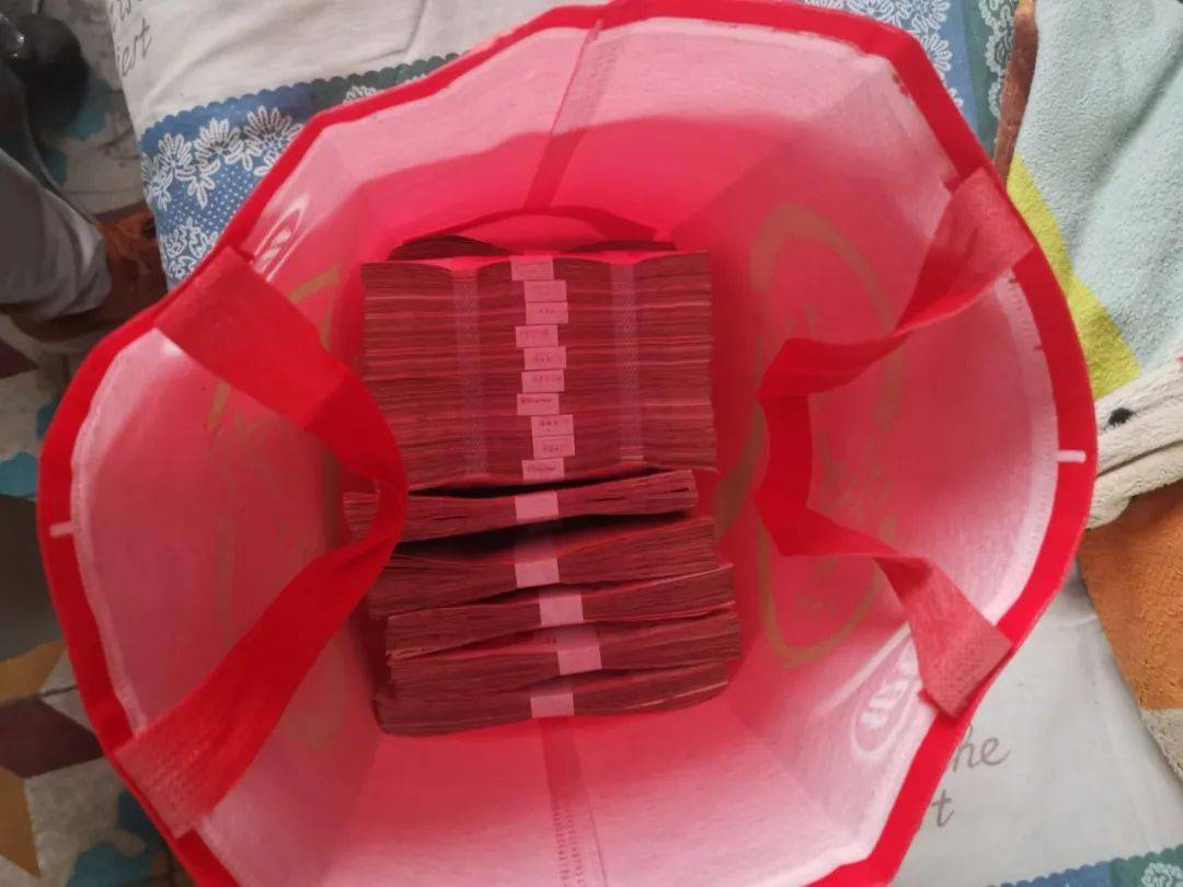 白夜追赃柯山警方为企业追回钱款360000元