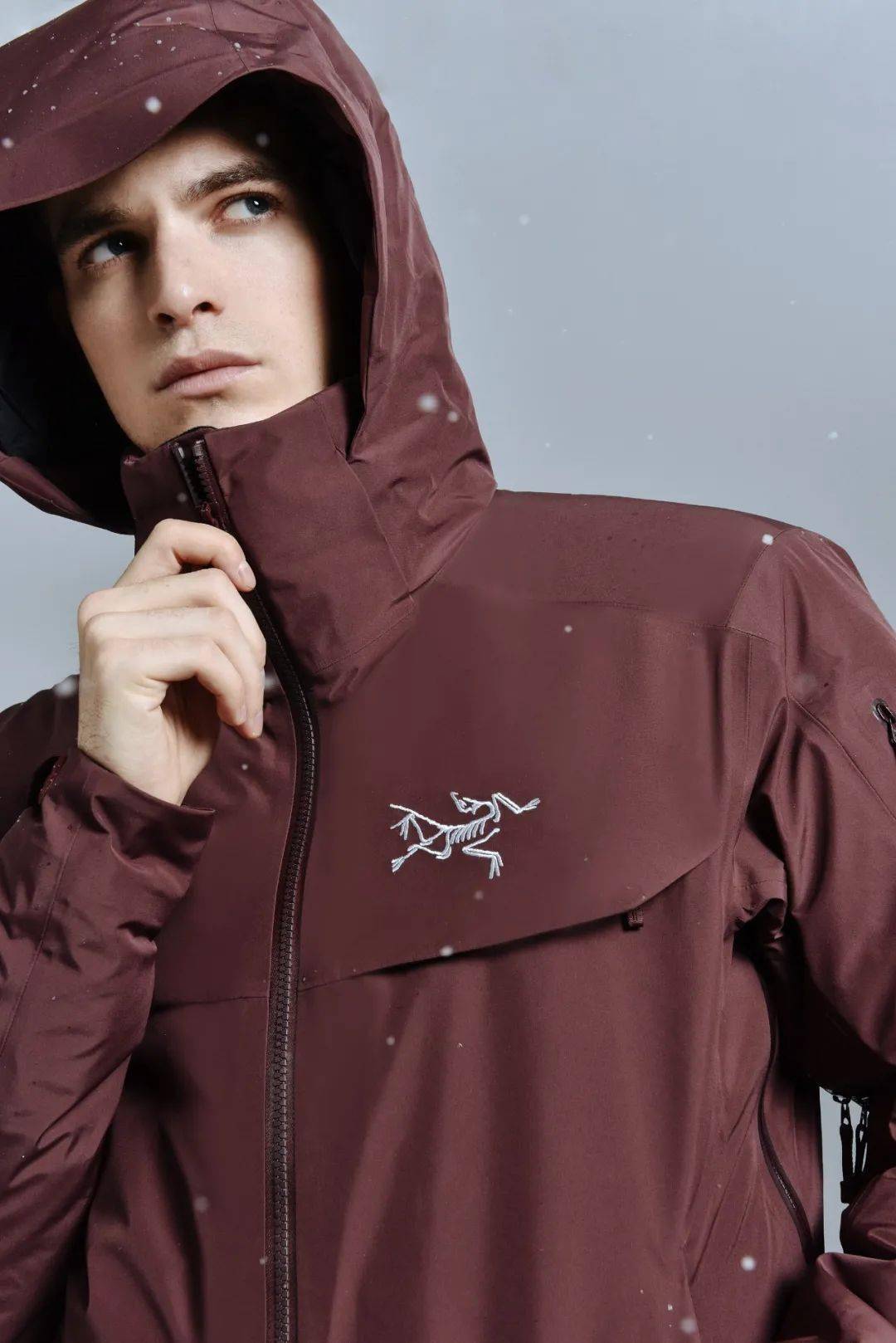 唯一缺点是价格这件12000的始祖鸟有多硬