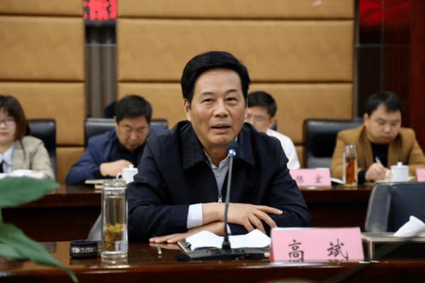 背着国徽去审判!他们跋山涉水,将法庭搬到第一线