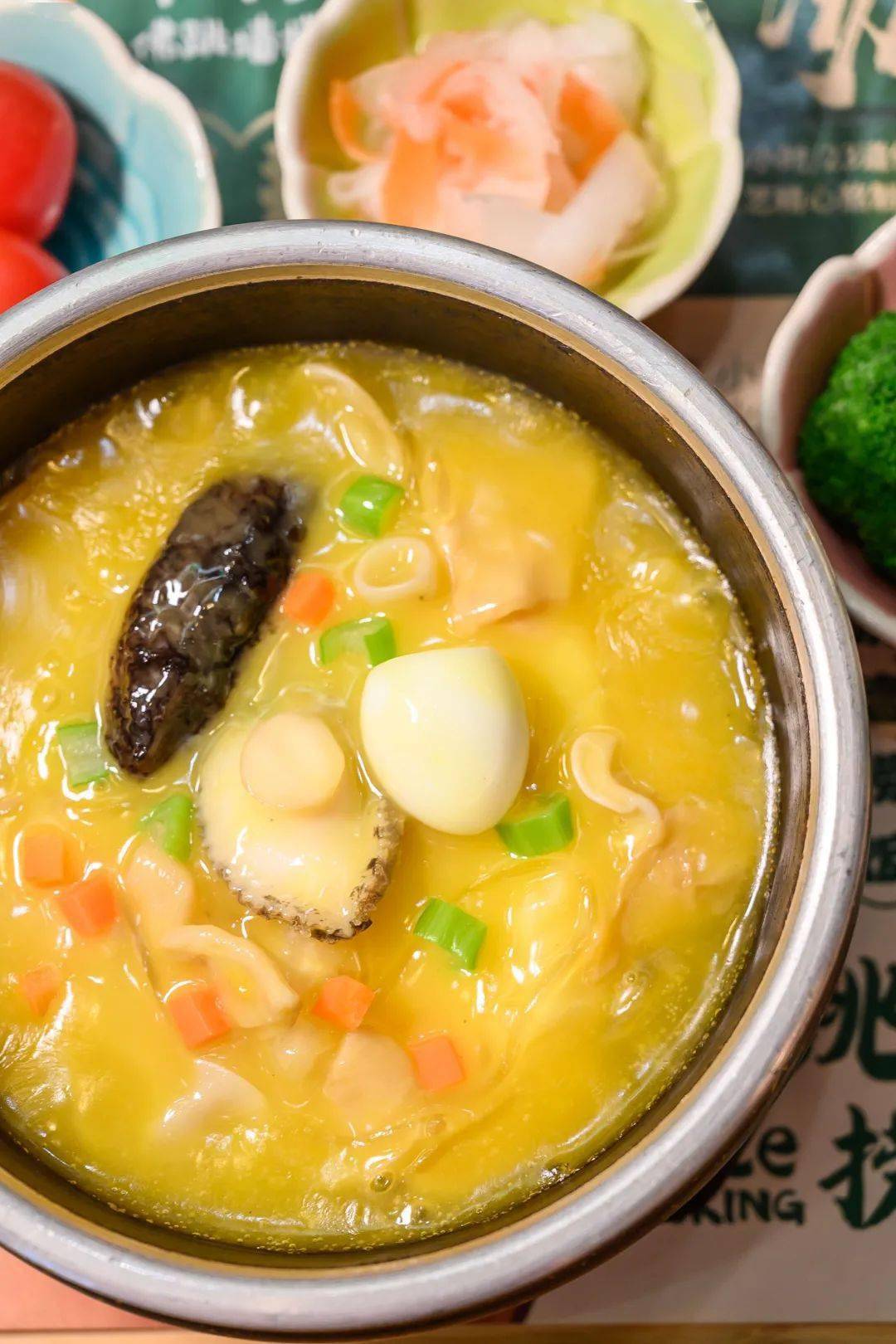 凭一道佛跳墙捞饭成功出圈现在299就能吃到