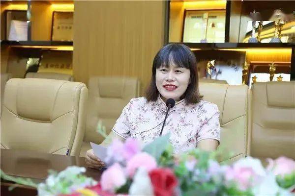 祝贺张辉老师荣获河南省优秀班主任称号