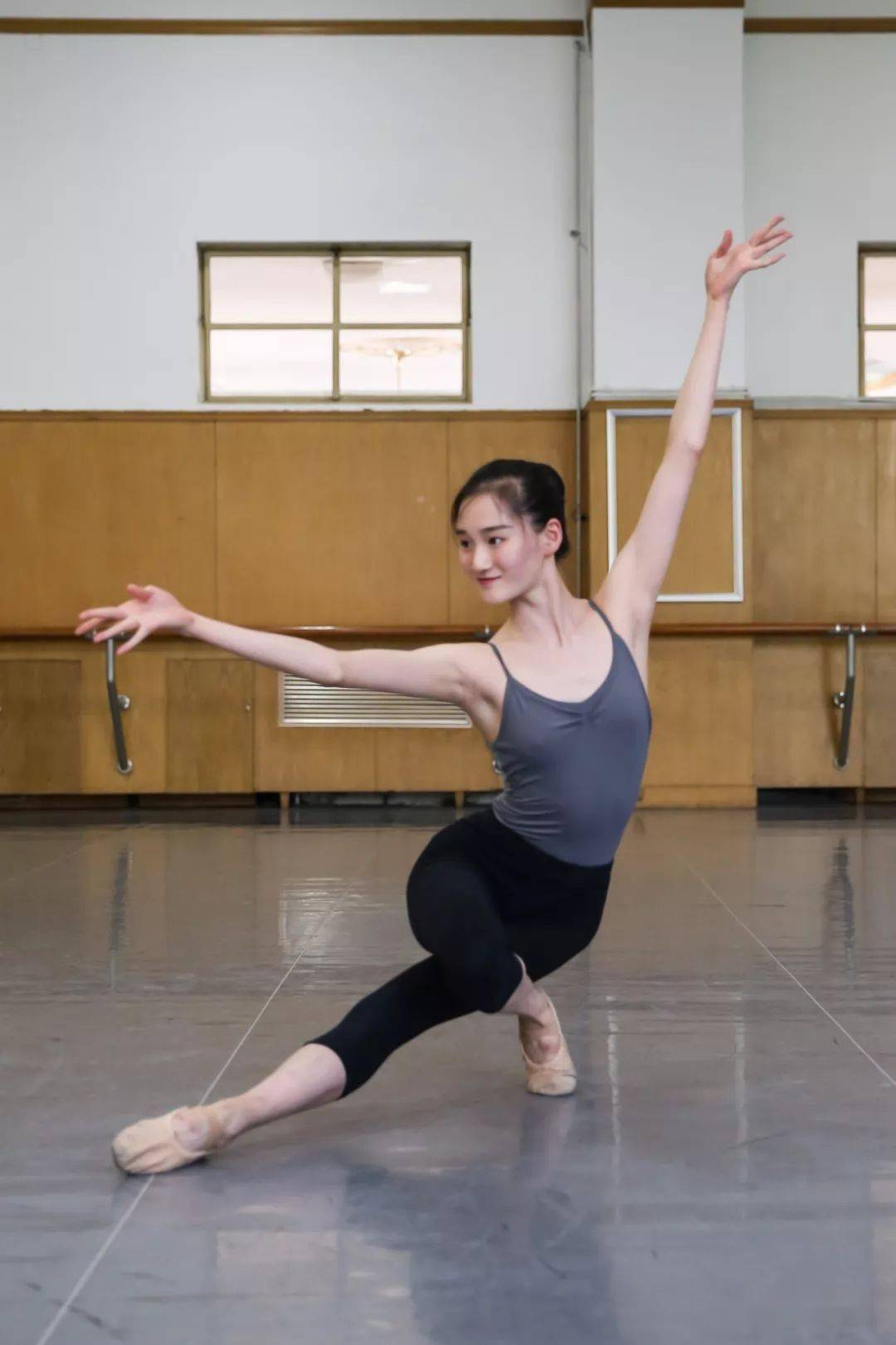 是军艺的姑娘们啊