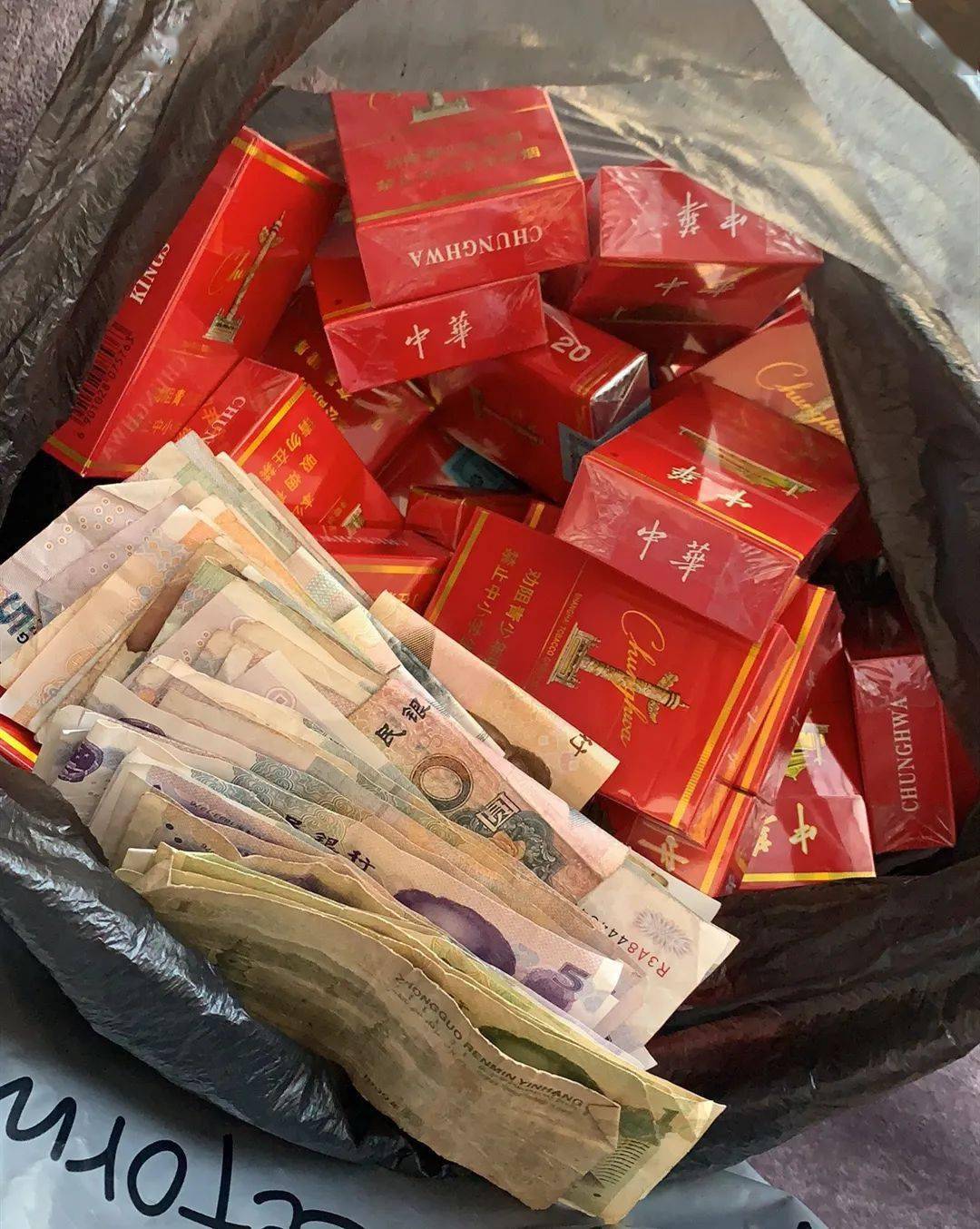 仅用3小时广德公安快速抓获12起盗窃商铺财物案嫌疑人