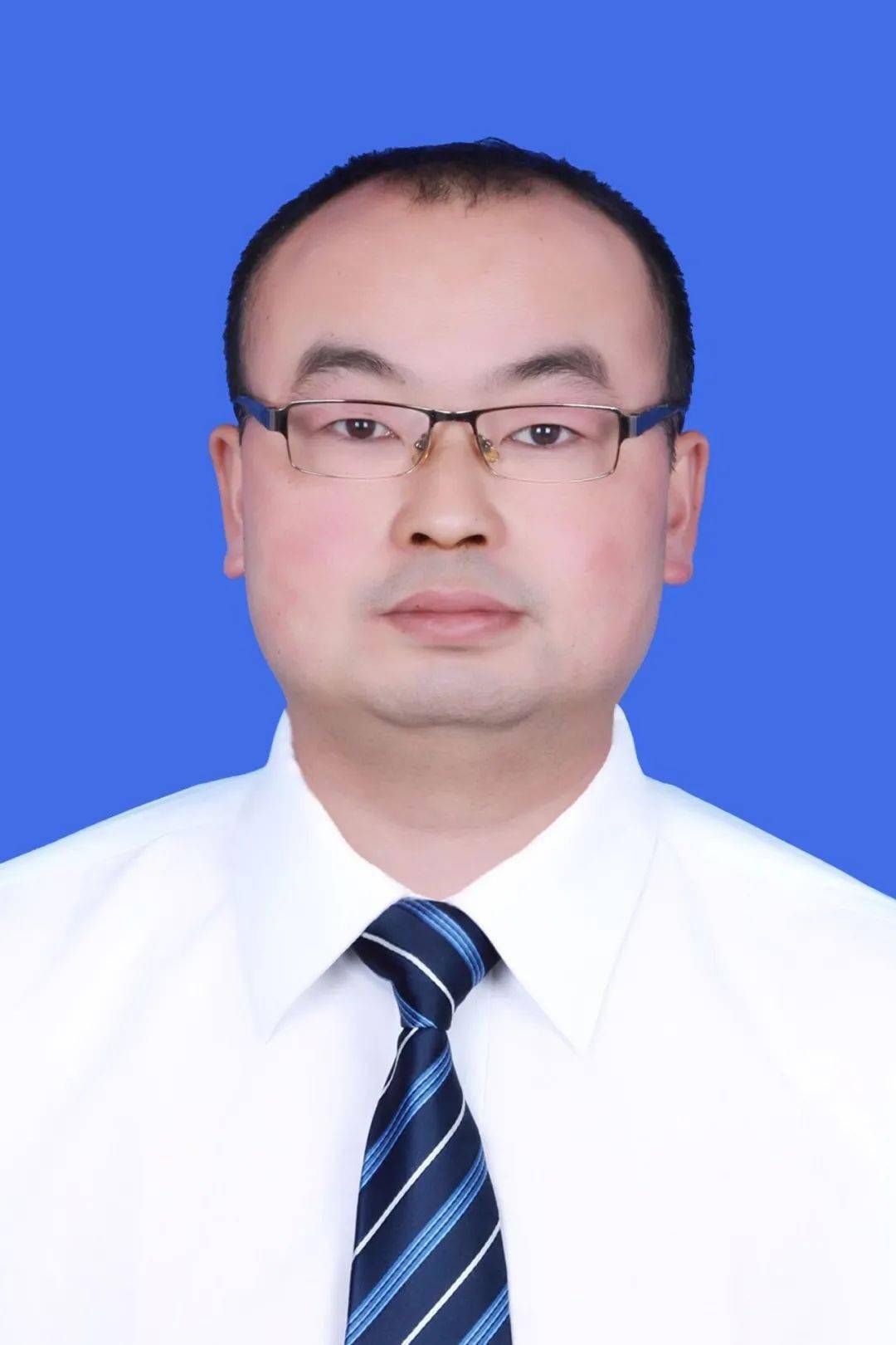 荔波县佳荣镇拉滩村驻村干部——蒙永国从"三尺讲台"到脱贫攻坚一线