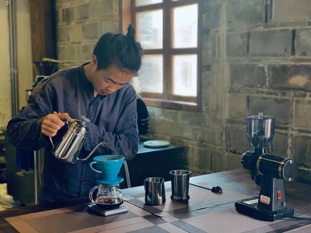 xingkong体育官网登录|
2020象甲(图5)