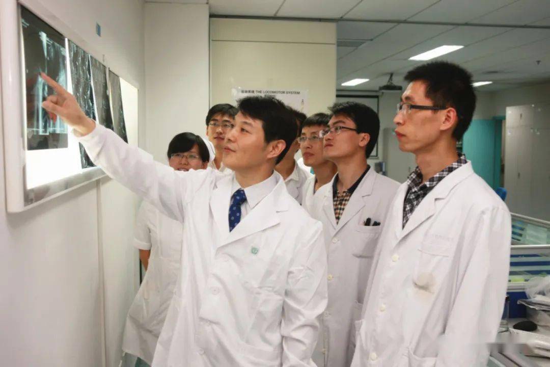 北京地坛医院骨科十年磨砺化茧成蝶