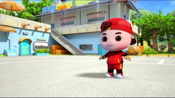 猪猪侠小呆呆打球摔倒这一幕正巧被妈妈看到竟不让他打球了