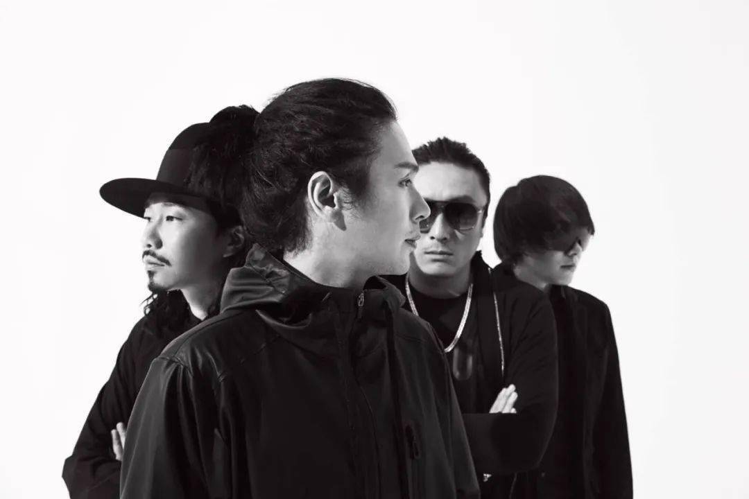 单曲《拥抱unplugged》等不插电作品之后,龙神道重回独立乐队身份也 