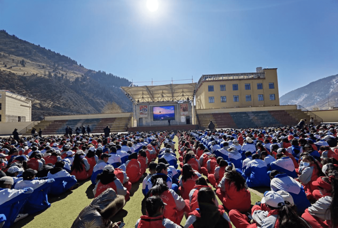 类乌齐县中学开展"励志教育"系列活动_生活