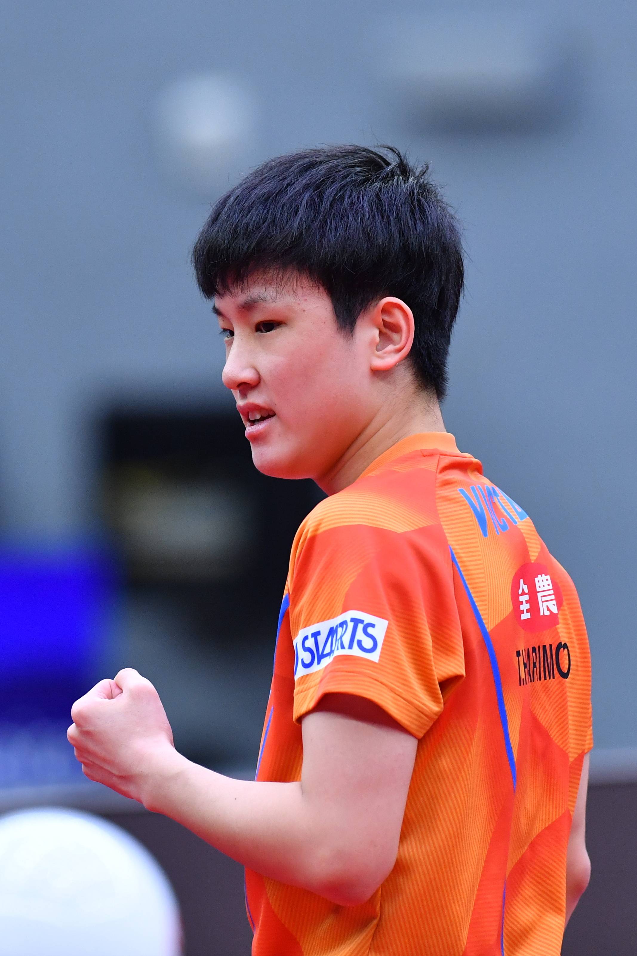 乒乓球——男子世界杯:张本智和晋级八强